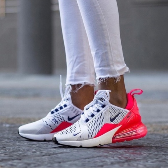 Shoes - Nike Air Max 270